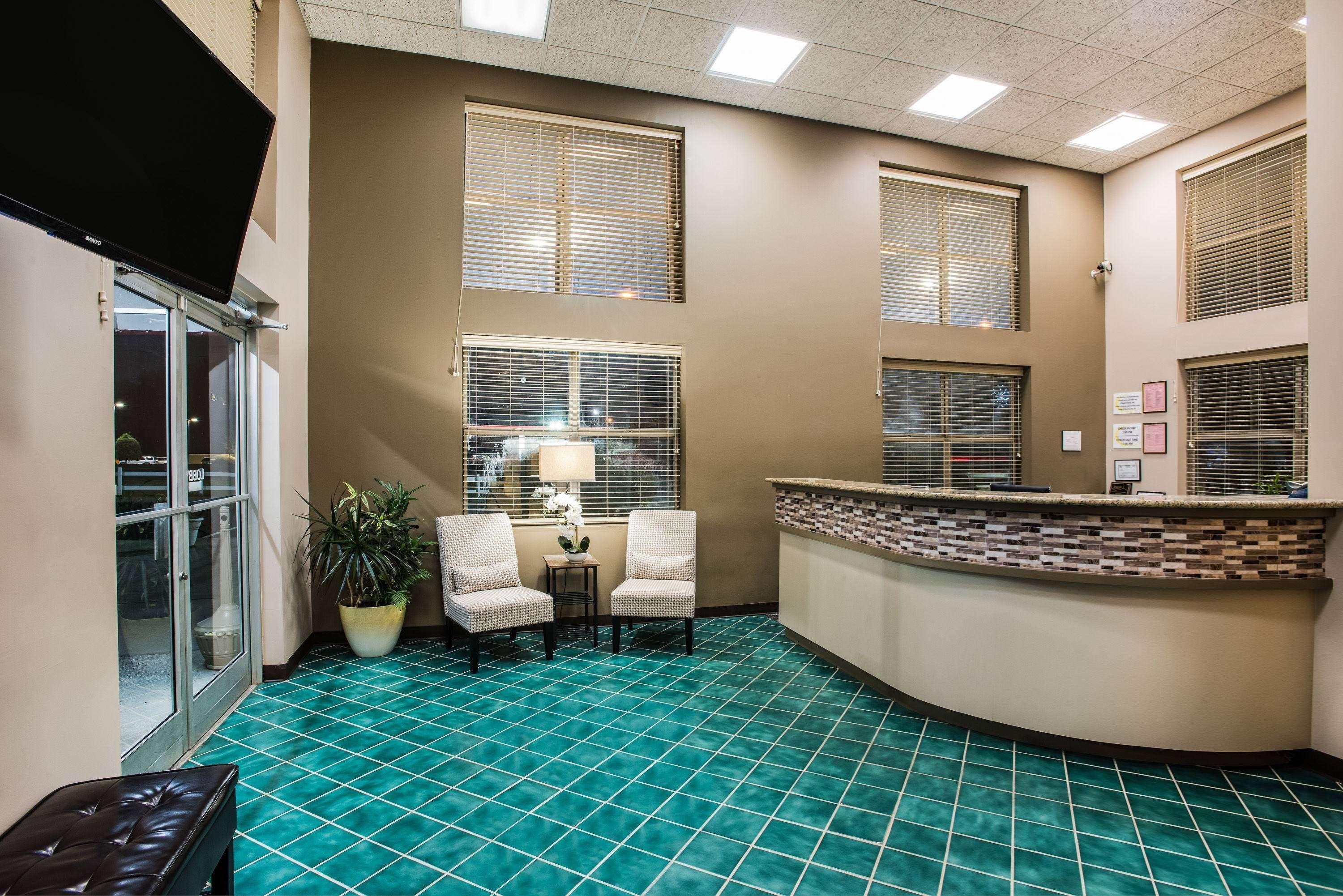 Super 8 By Wyndham Sevierville Riverside Buitenkant foto